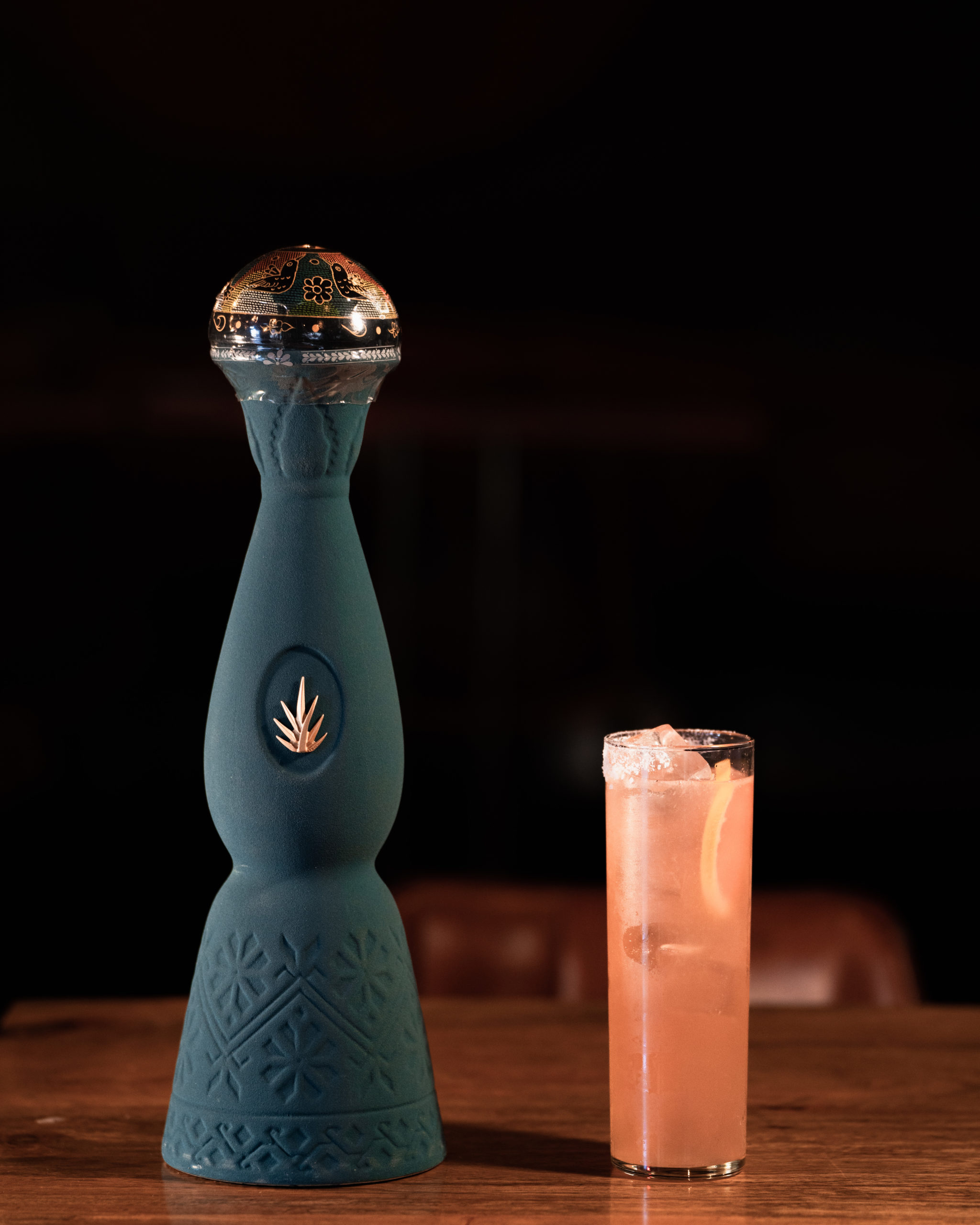 Cocktail tequila Clase Azul au bar Loka Cannes